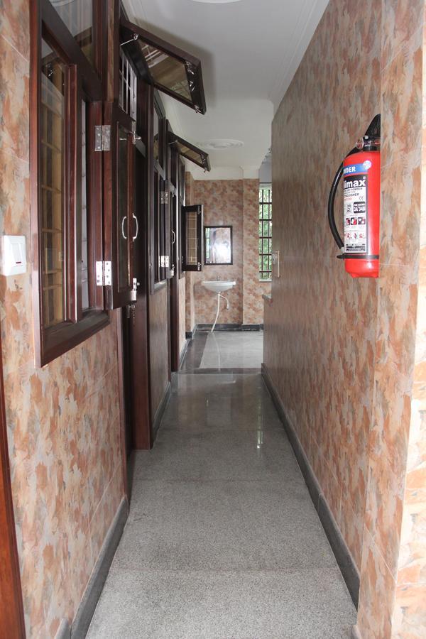 Hotel Silk Haldwāni 외부 사진